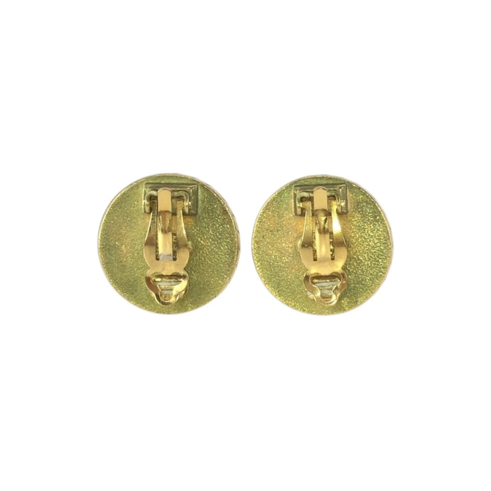 CHANEL Vintage Black Logo Earrings - Picture 2 of 4
